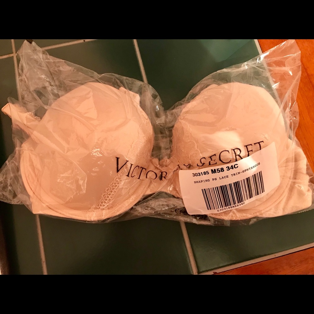 Victoria’s Secret Shaping Lace Trim Bra 34C